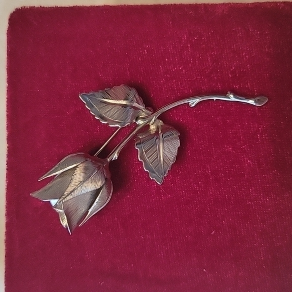 Vintage Giovanni Rose‎ pin